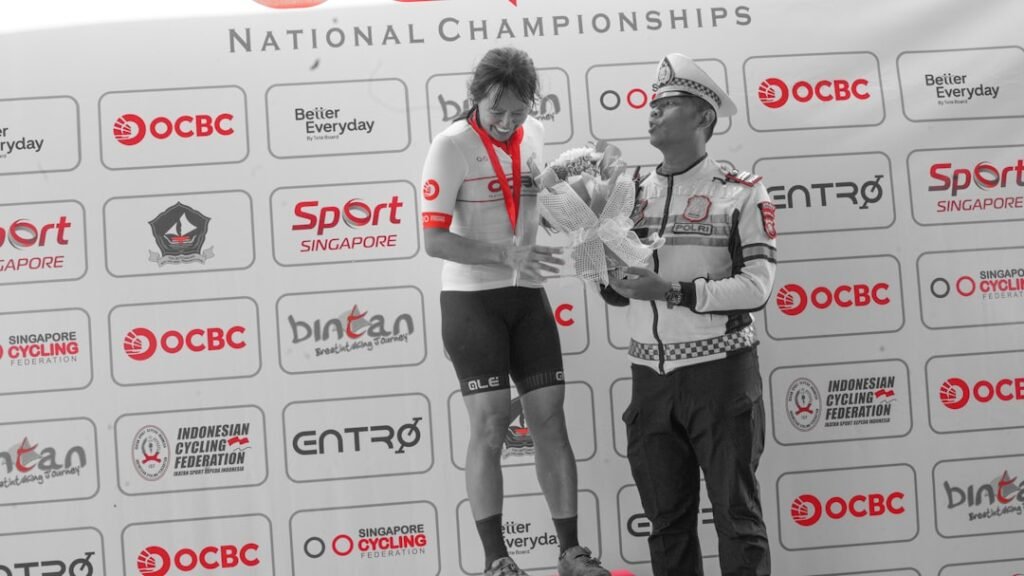 Two-time world champion Tete shot dead outside home