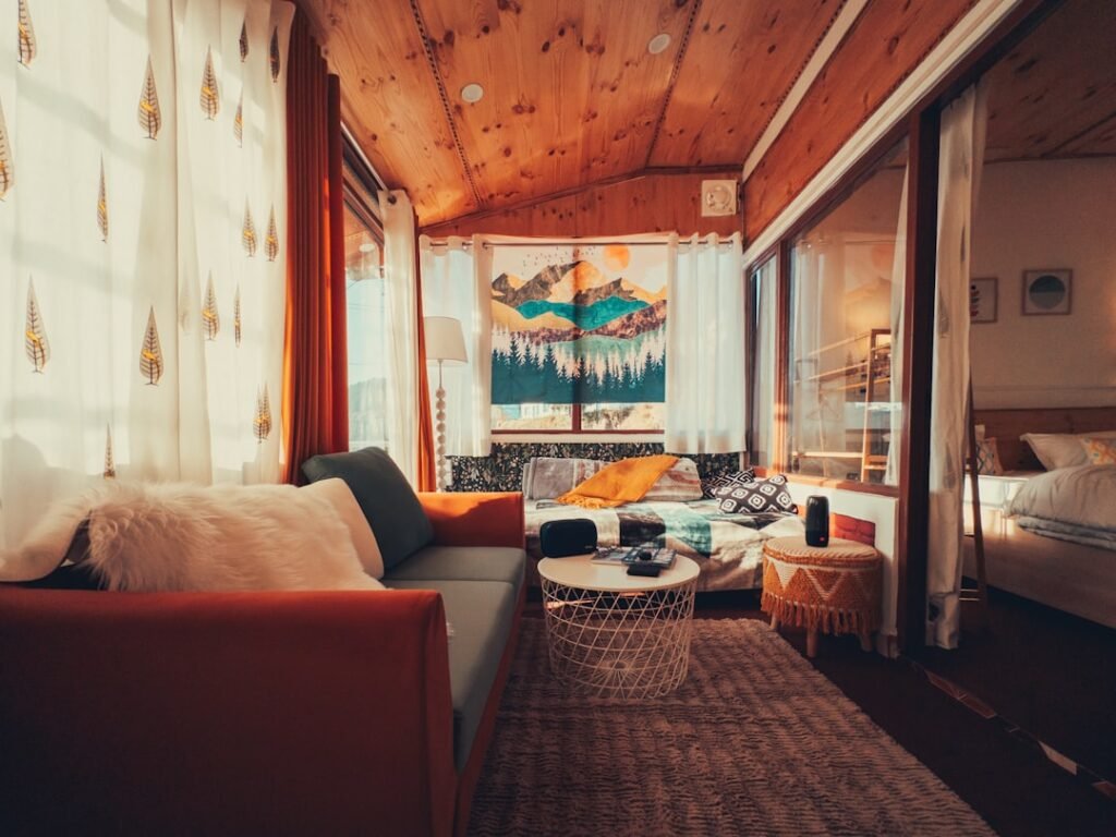 Airbnb Is Testing Lower Fees for Hosts Who Bring Their Own Guests
