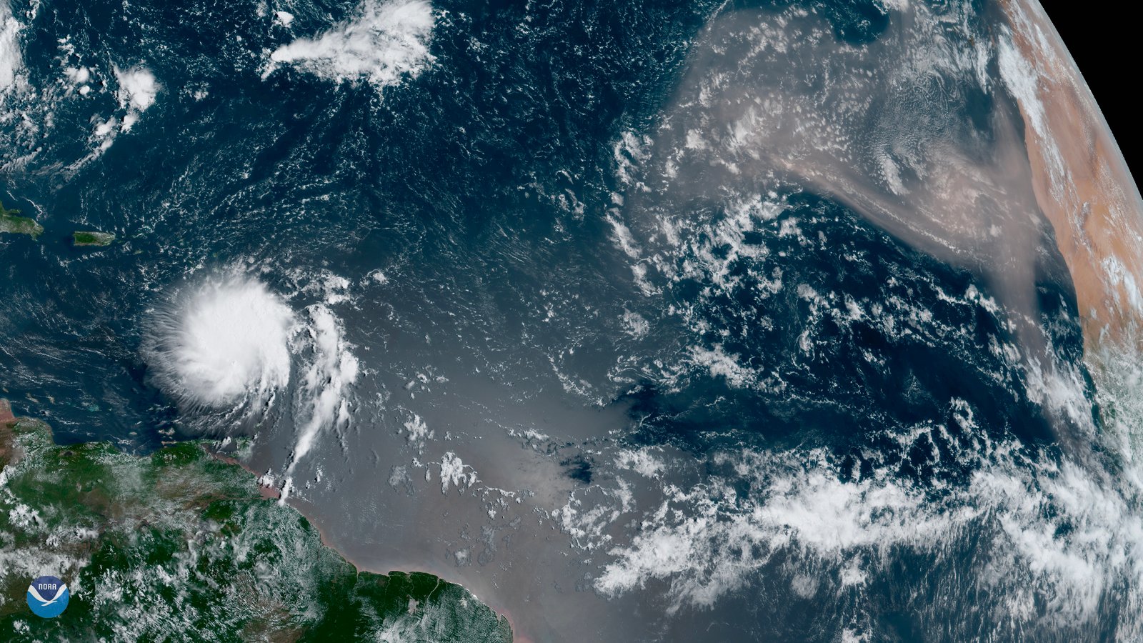 Forecasters Warn of Earlier Saharan Dust Season in Caribbean — Photo: NOAA Satellites via Wikimedia Commons (Public domain)