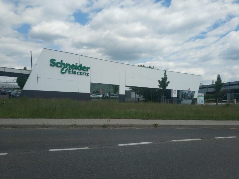 Schneider Electric reportedly nears $20bn takeover of US software firm PTC