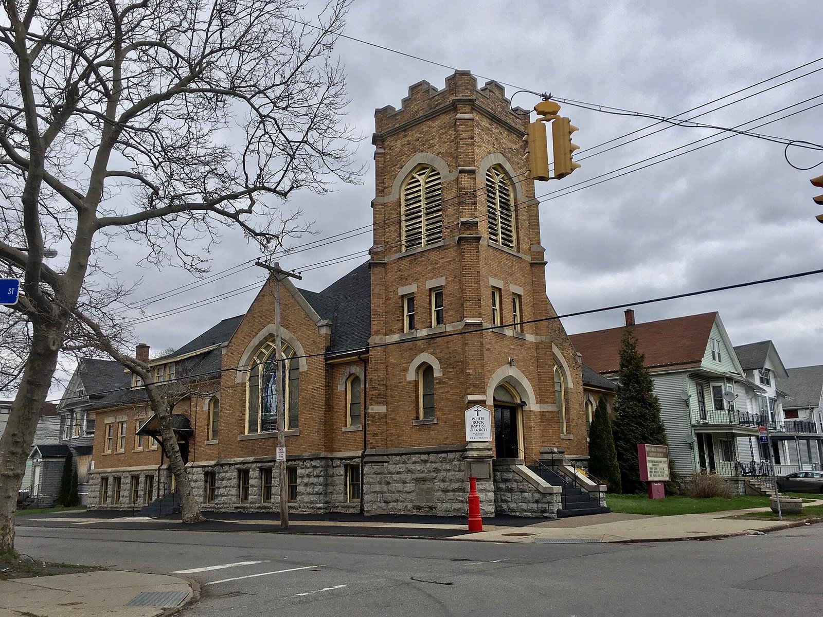 White Rock Missionary Baptist Church - fmr Memorial Evangelical Church - Buffalo, New York - 20200410