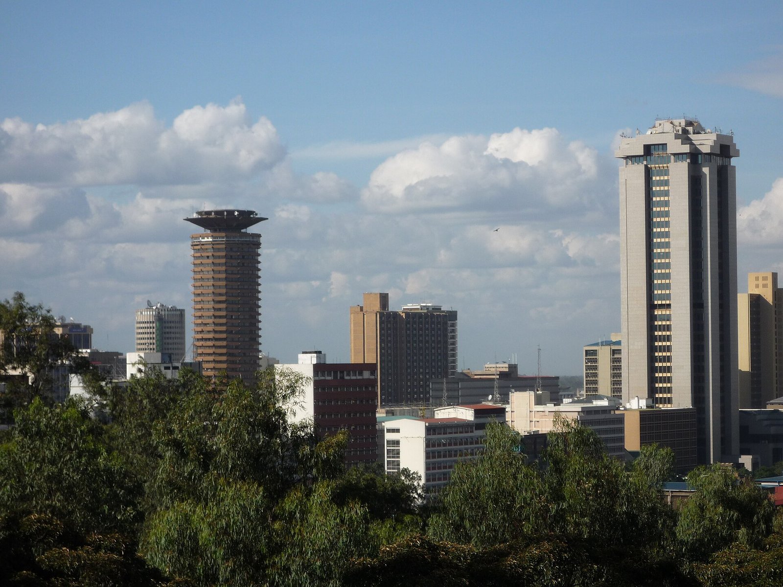 Nairobi skyline P1000020
